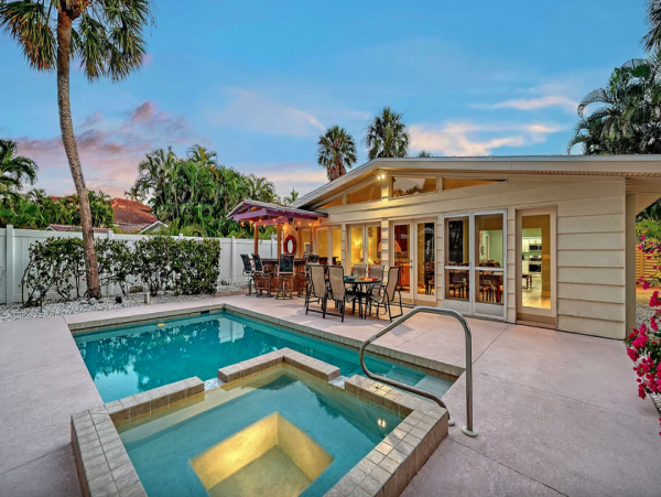 Luxury Lido Key Vacation Home -Private Pool & Beach Access
